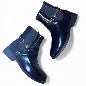 KELSO NWOT Short Patent Leather Booties Faux Black Patent Leather Size 5 Girls